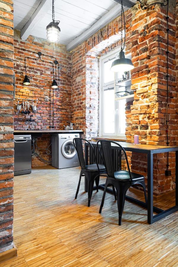 Househost Apartmeni: Podbrzezie 2/20 Kraków